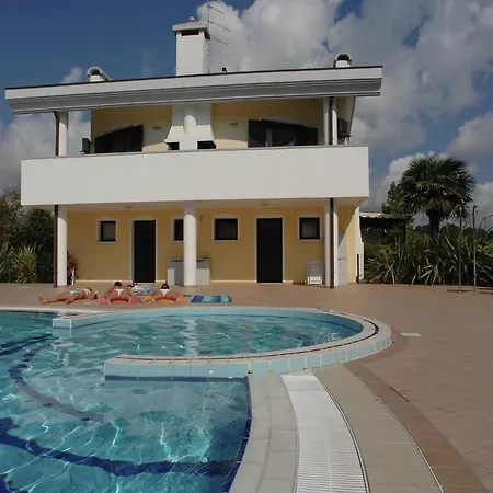 Villaggio Leonard B Apartamento *